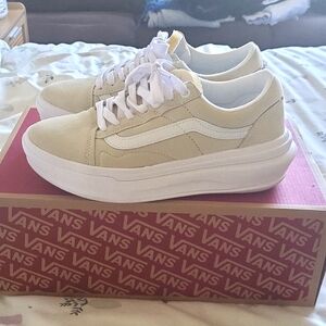 Vans Old Skool Over Women's Size 8 Beige Puff Sneakers